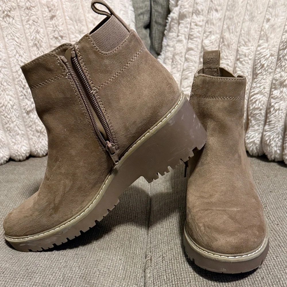 Sonoma Brown Ankle Booties - Picture 3 of 6